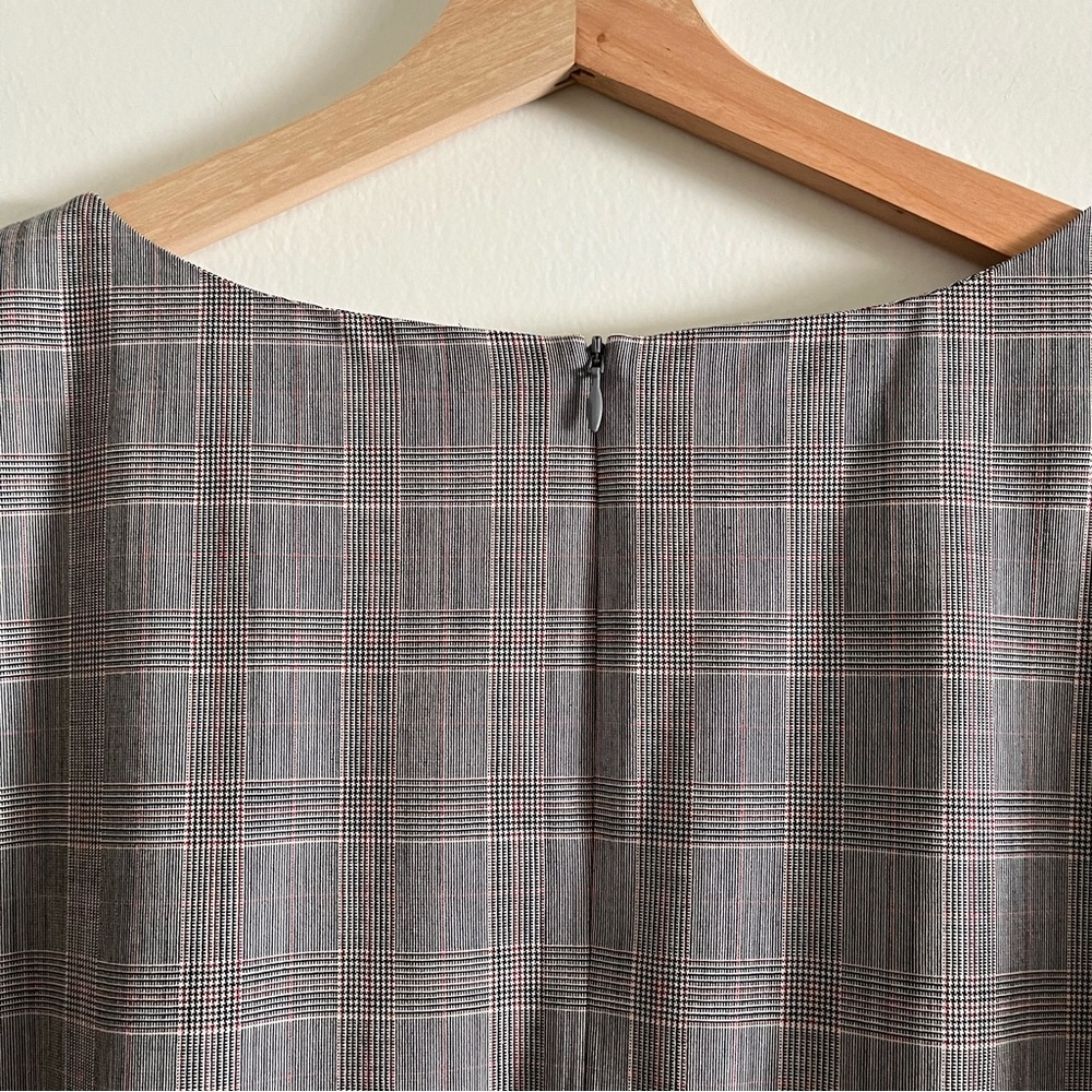 Lafayette 148 Short Sleeve Plaid Window Pane Blouse - Picture 10 of 10